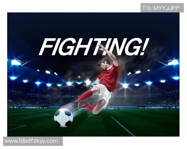 足球明星闪耀登场海报盛宴尽显球场魅力与激情瞬间